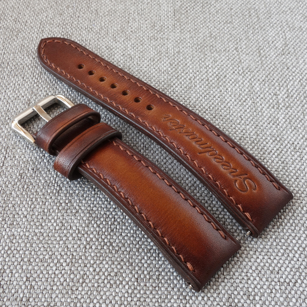 Omega_speedmaster_brown_strap_1