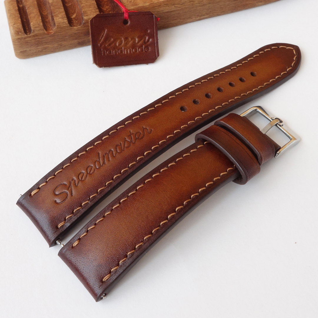 Omega_speedmaster_brown_strap_9