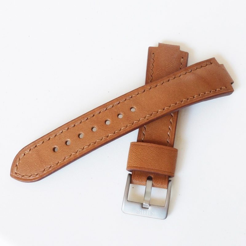 Oris_aquis_tan_strap_1