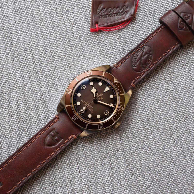 Tudor_ammo_strap_1