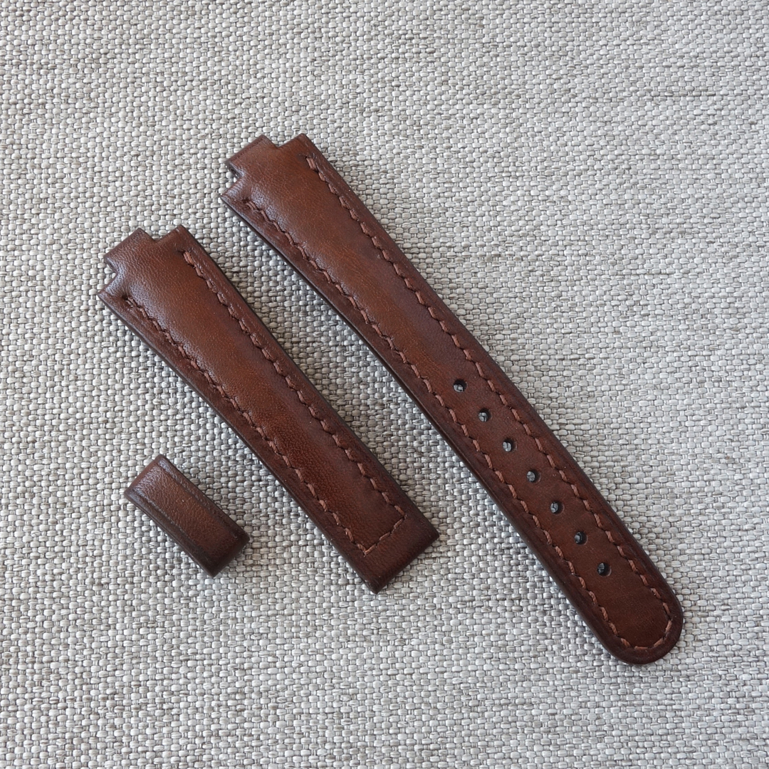 100% handmade watch strap for Oris Aquis Diamond Lady 36mm, ref. 01 733 7652 This strap only fits watches with the original ORIS deployment clasp. Material: Top Quality Genuine Leather