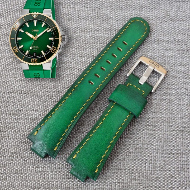 Green leather handmade watch strap for Oris Aquis. Replacement watchband. Fits most ORIS Aquis watches: 39.5mm/ 41.5mm Calibre 400/ 43.5mm/ 43mm/ 45.5mm/ 46mm, Divers, Aquis Date, TT1, F1, Other Oris Models. • Material: Full grain genuine leather.