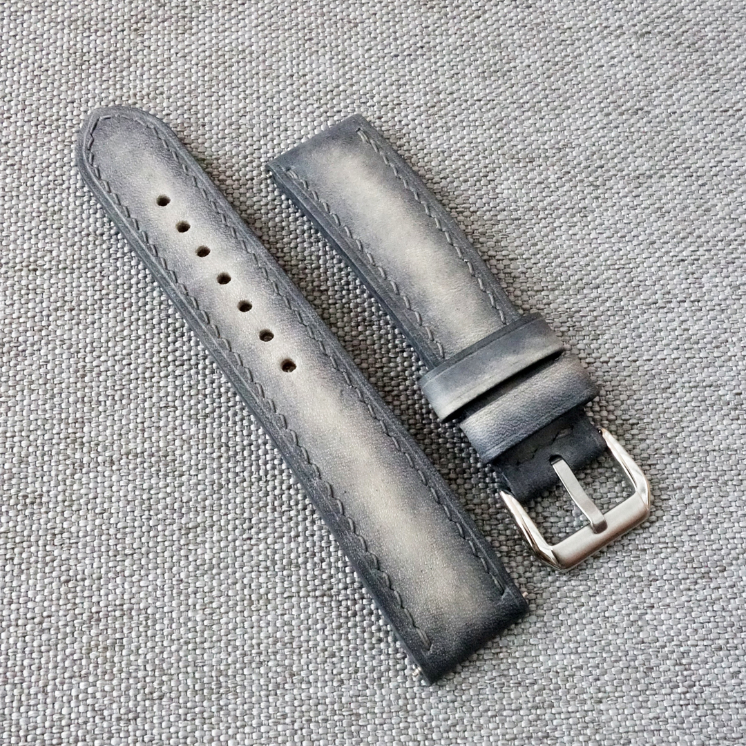 Gray marble leather watchband, 100% handmade strap. Classic style. Fit for many wristwatches. It will be a good addition to your watches: Rolex, Tudor, TAG Heuer, Seiko, Omega, IWC, Breitling, Tissot and other fine models. • Material: Top Quality leather. • Back side - hypoallergenic genuine leather. • Width 18, 19, 20, 21, 22, 23, 24 mm.