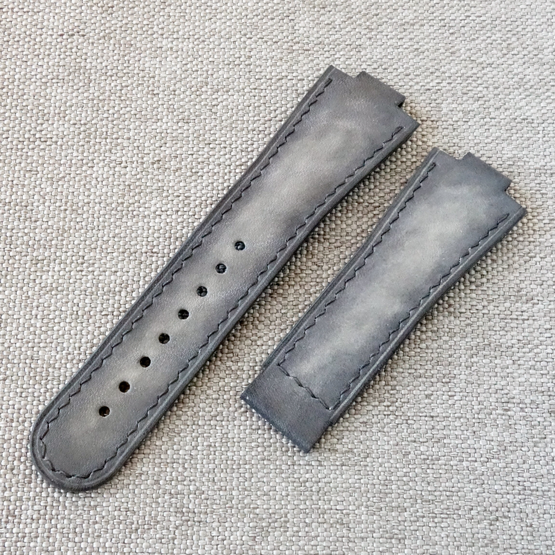 Grey leather watch strap, fits the original ORIS Aquis deployment clasp. 100% handmade, replacement watchband. Made of the high quality genuine leather. It is possible to produce a strap of any color and size, as desired by the customer. For ORIS Aquis watches: 39.5mm/ 41.5mm Calibre 400/ 43.5mm/ 43mm/ 45.5mm/ 46mm, Divers, Aquis Date, TT1, F1, Other Oris Models.